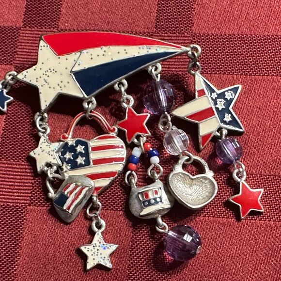 Patriotic Pins Apple & Star lot of 2 - Picture 4 of 7